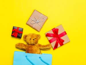 Pluszaki i maskotki reklamowe - o korzyściach posiadania maskotki firmy